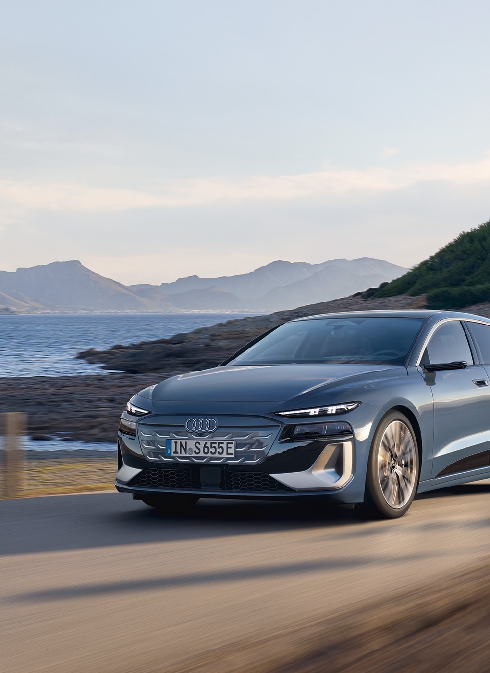 Card Teaser_Audi A6 e-tron quattro.jpg